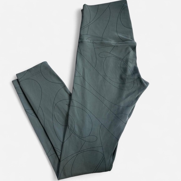 Lululemon Align HR Pant 25" Scripted Yogo Army Green/ Dark Olive - Picture 1 of 4